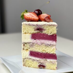 Торт Левадия с Черешней