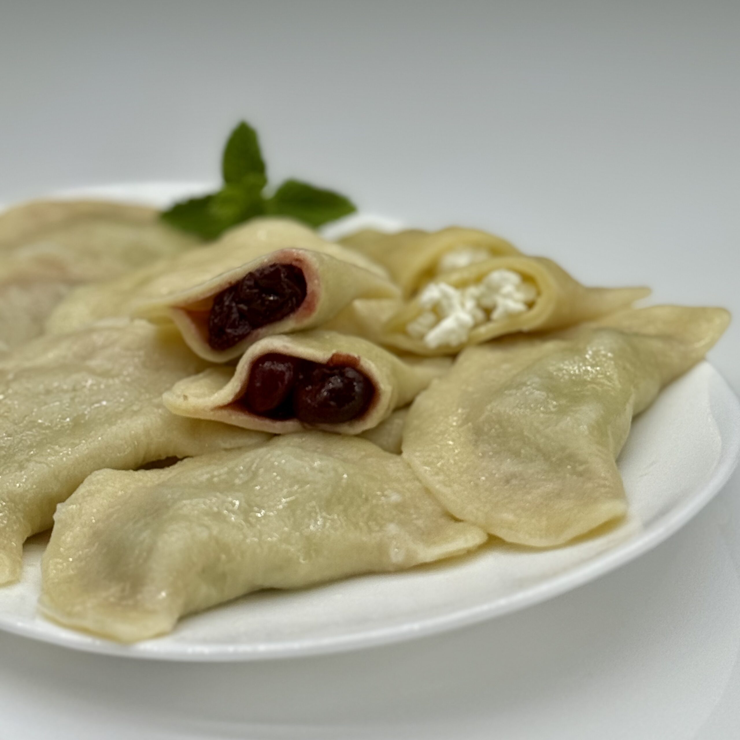 Вареники с Вишней и Творогом