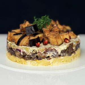 Салат Тбилиси с Говядиной и Хрустящими Баклажанами